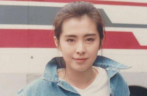 王祖贤爆料男友视频播放,引发网友热议